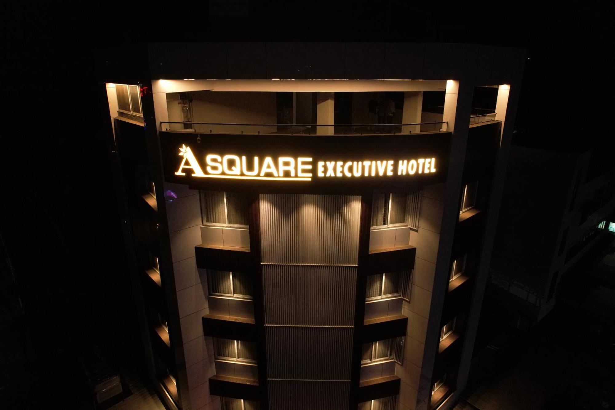 A Square Executive Hotel Aurangabad  Exteriör bild