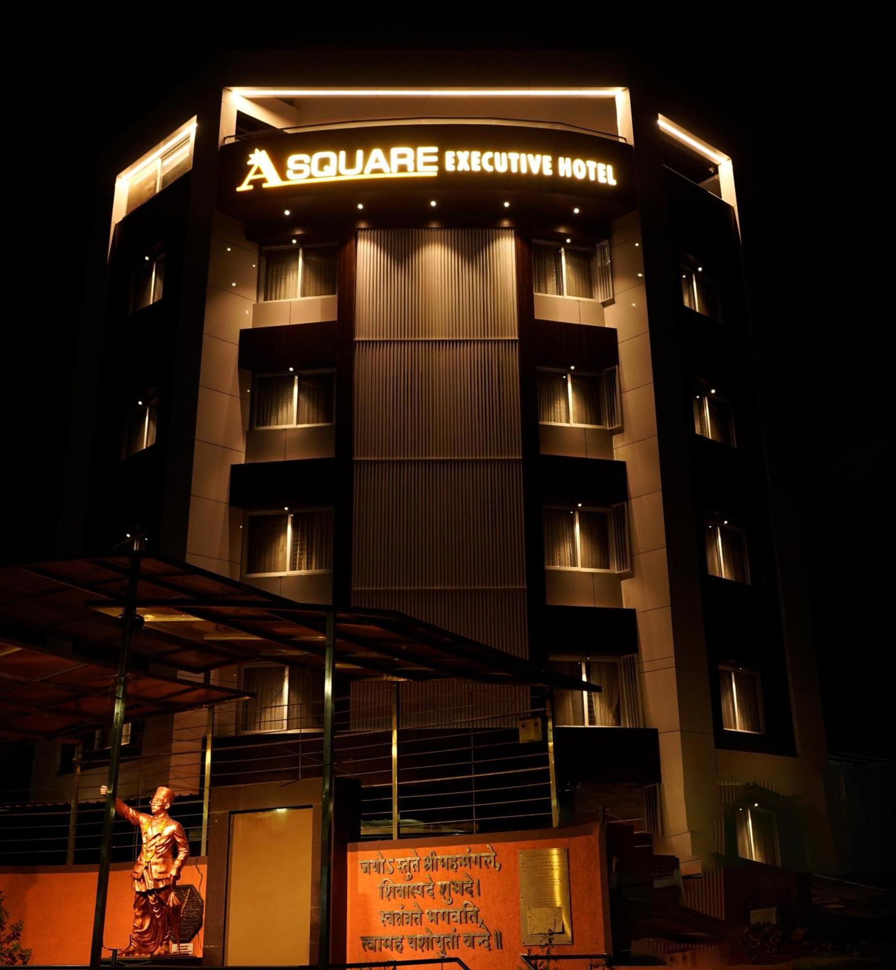 A Square Executive Hotel Aurangabad  Exteriör bild